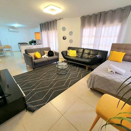Barak Royal Suites 20 Garden Jacuzzi - ג'קוזי בחצר Eilat Luaran gambar