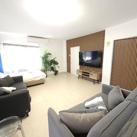 Barak Royal Suites 20 Garden Jacuzzi - ג'קוזי בחצר Eilat Luaran gambar