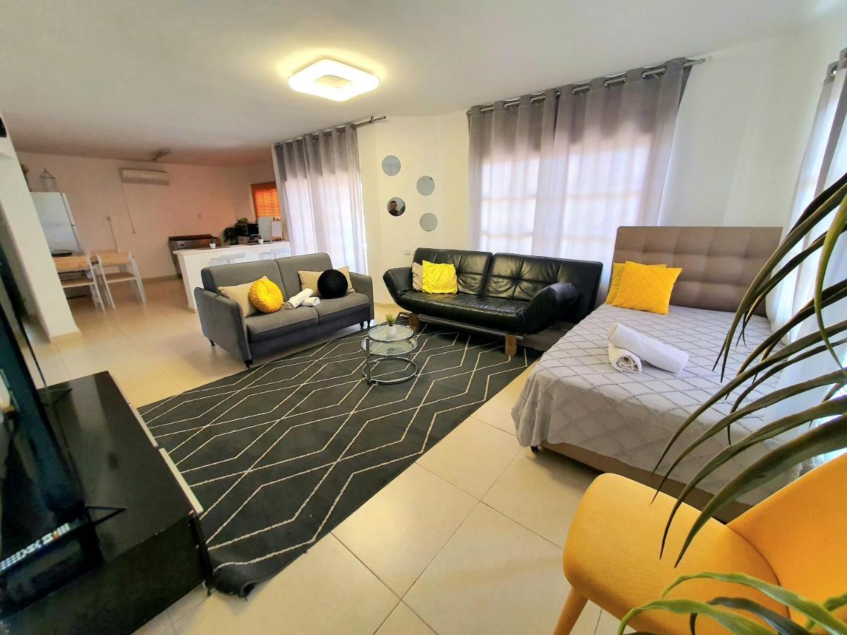 Barak Royal Suites 20 Garden Jacuzzi - ג'קוזי בחצר Eilat Luaran gambar